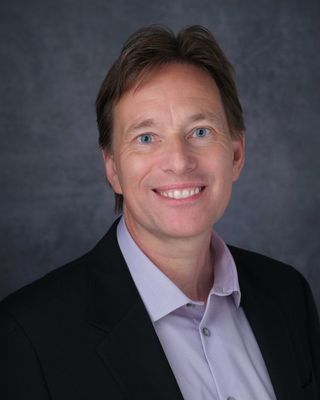 Photo of Dr. Steven Bailley
